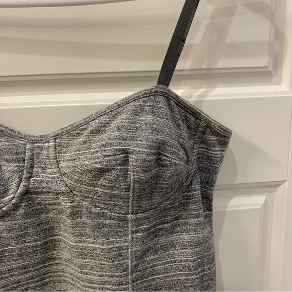 2/$18 Aritzia Talula Gray Bustier Tank Top with Adjustable Straps Size M - Picture 3 of 6